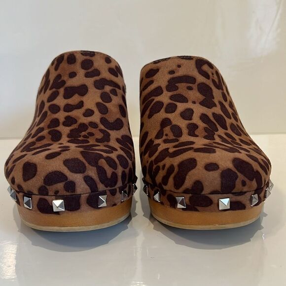 Torrid Platform Wooden Heel Mule Clogs Extra Wide Leopard‎ Print Shoes Size 7 WW - Picture 4 of 13